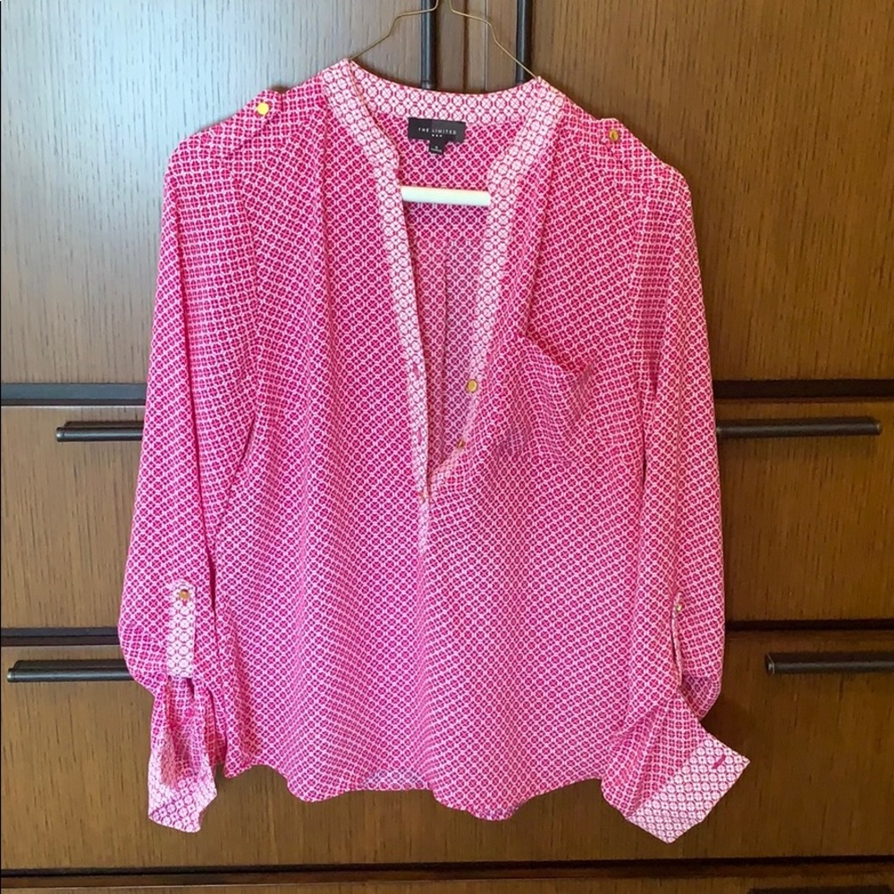 The Limited lightweight, long sleeve shirt.